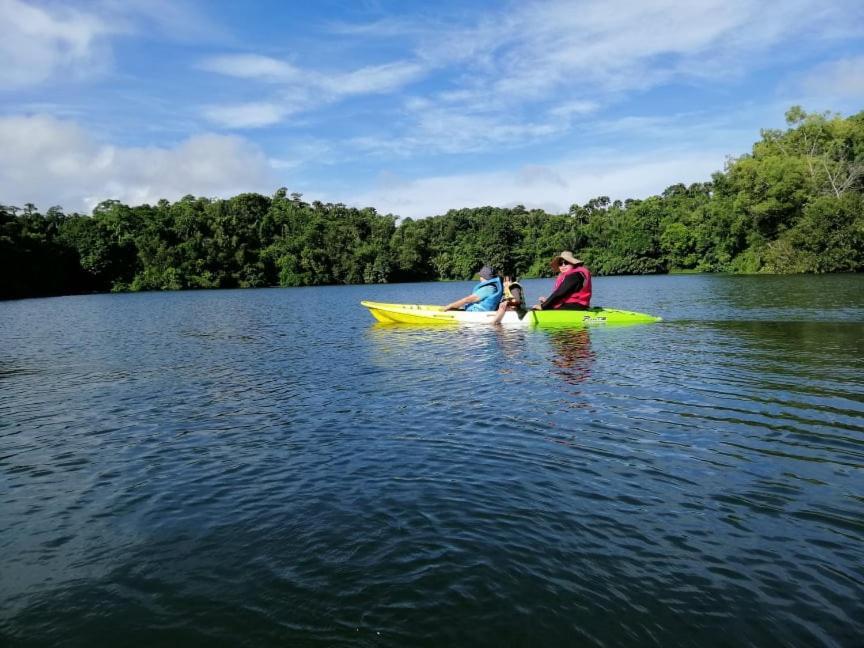 Relaxing Lake Side Staycation For Family ,2 To 3 Hours Away From Manila Cavinti Esterno foto